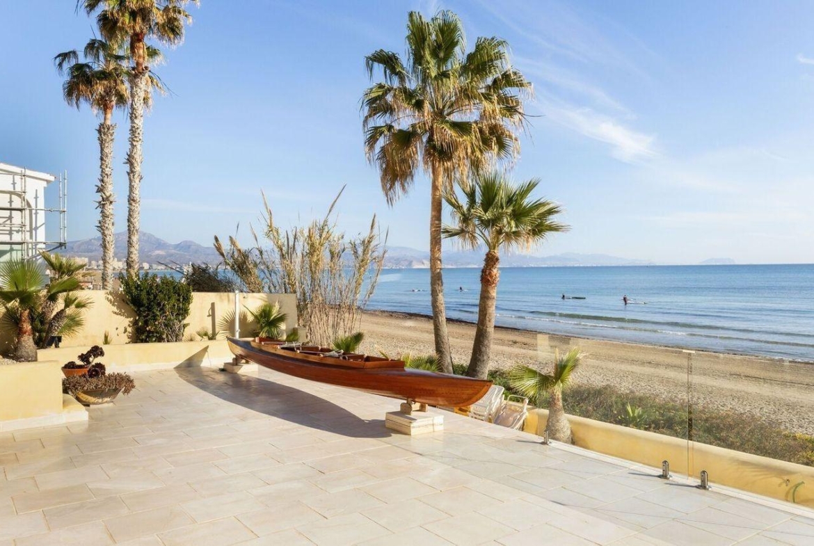 LUXURY VILLA OP HET ZAND IN CABO DE LAS HUERTAS