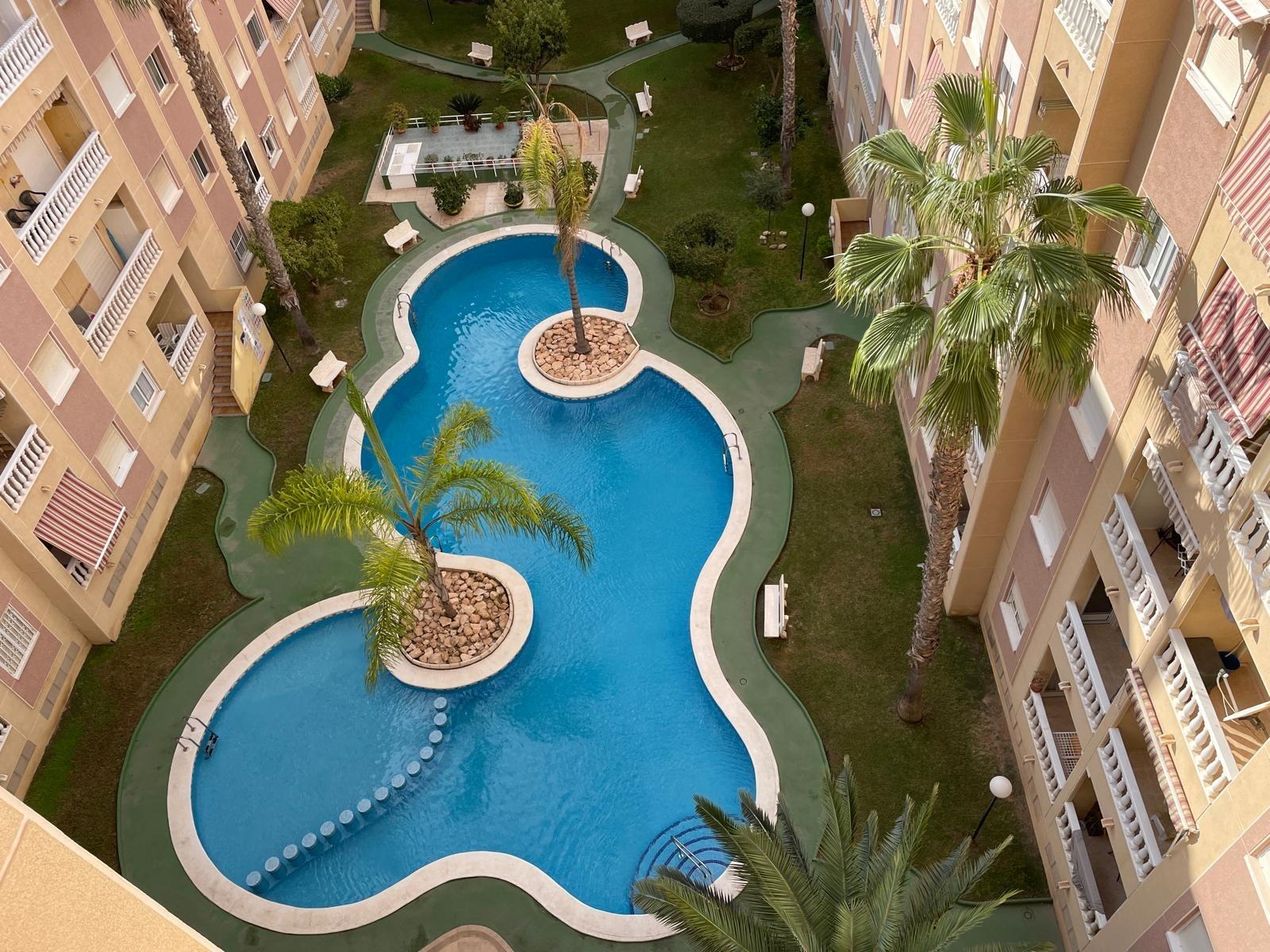 Charming Apartment in Torrevieja – Parque de las Naciones 🌞 2 bedrooms 1 bathroom with pool and garage