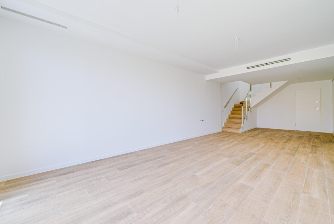 New spacious duplex in Finestrat.