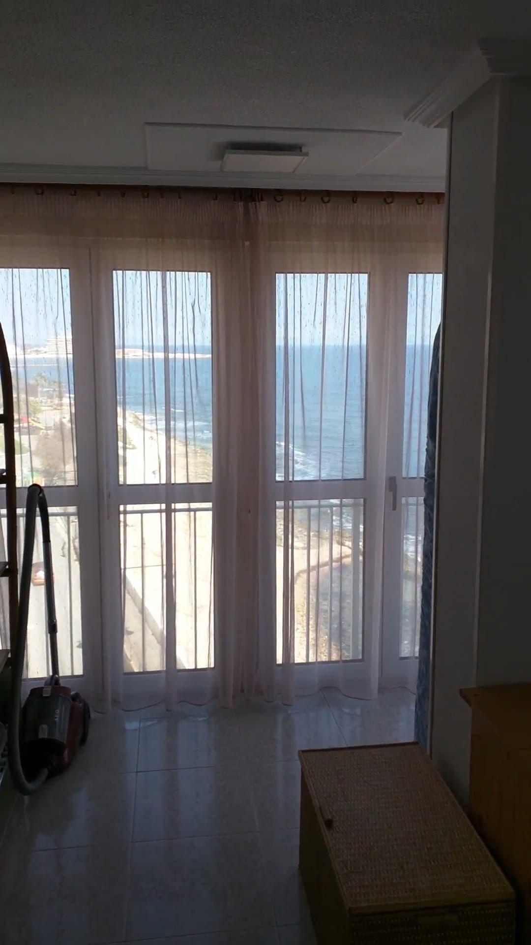 APATAMENTO CON VISTAS PANORAMICAS AL MAR FRONTAL Y LATERAL! 4 DORM. 2 BAÑOS. GARAJE+TRASTERO.