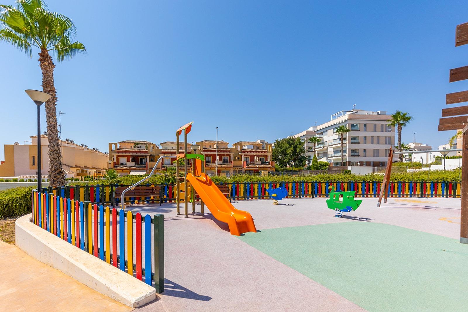ESPECTACULAIR APPARTAMENTO CON LICENCIA TURISTICA. PISCINA.