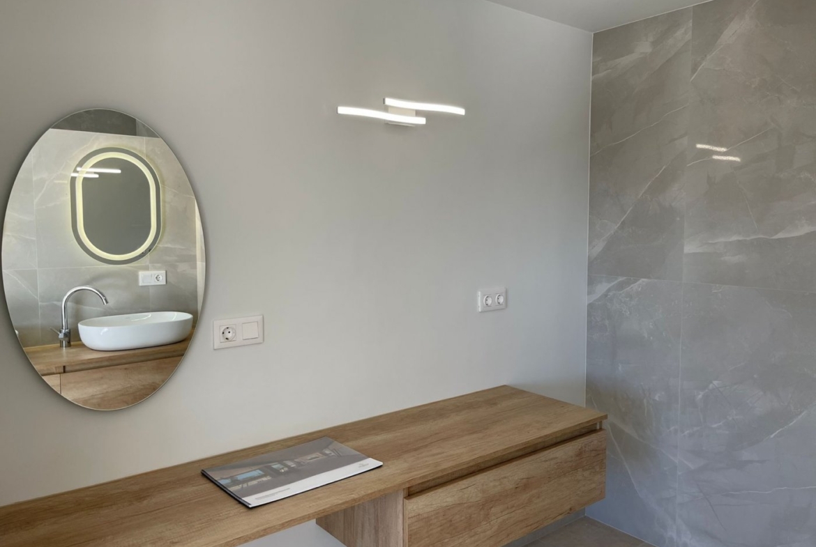 LUXURY VILLA IN ALTEA
