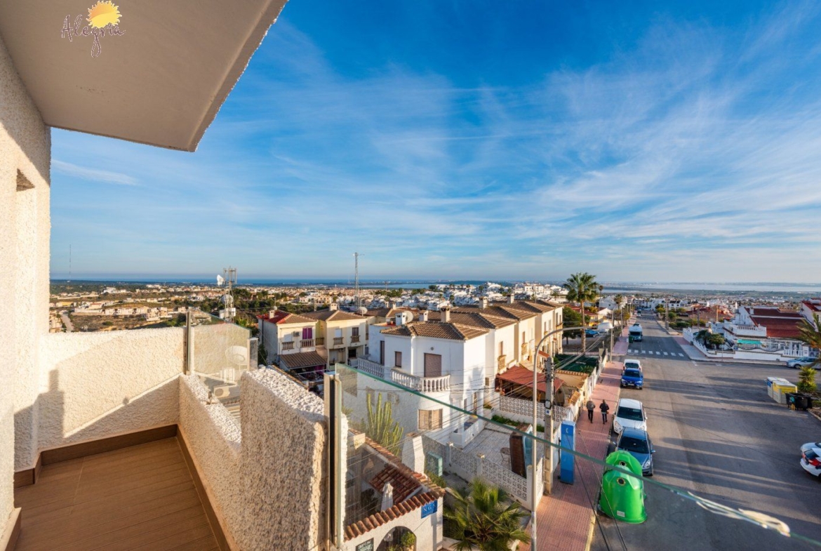 Unieke 170m2 Penthouse met panoramisch uitzicht in Ciudad Quesada!