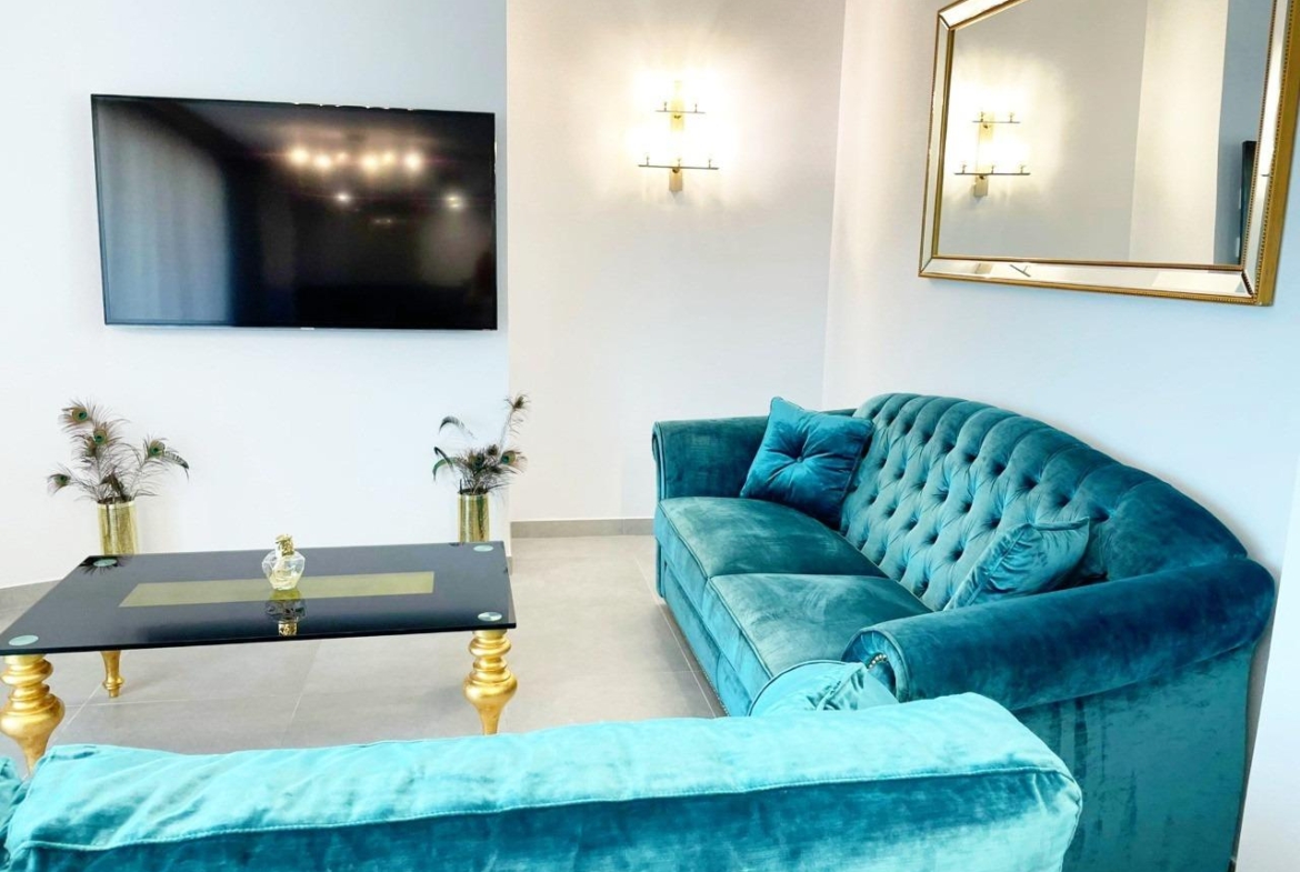 Moderne nieuwe appartementen aan de oevers van de Middellandse Zee
