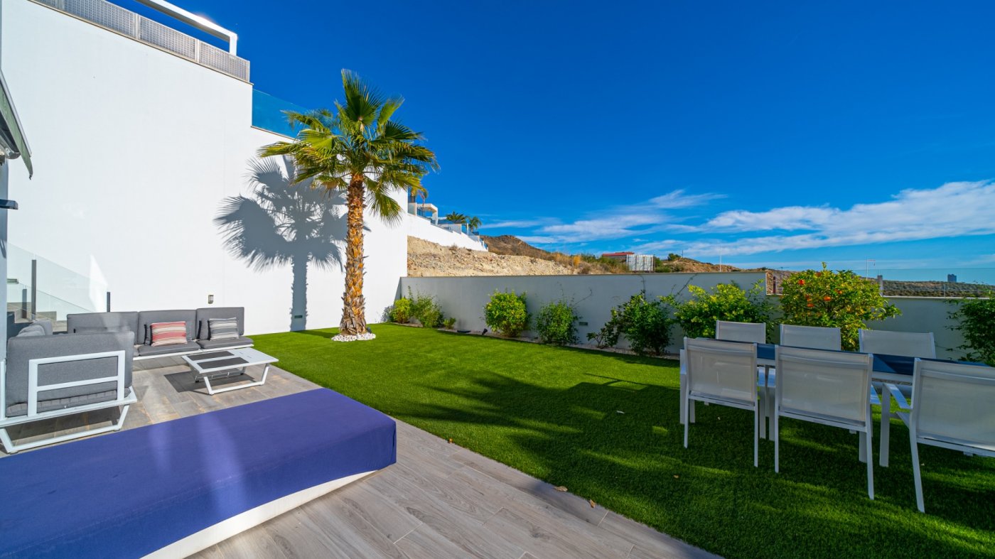 VILLA DE LUJO EN VENTA EN FINESTRAT – BALCON DE FINESTRAT