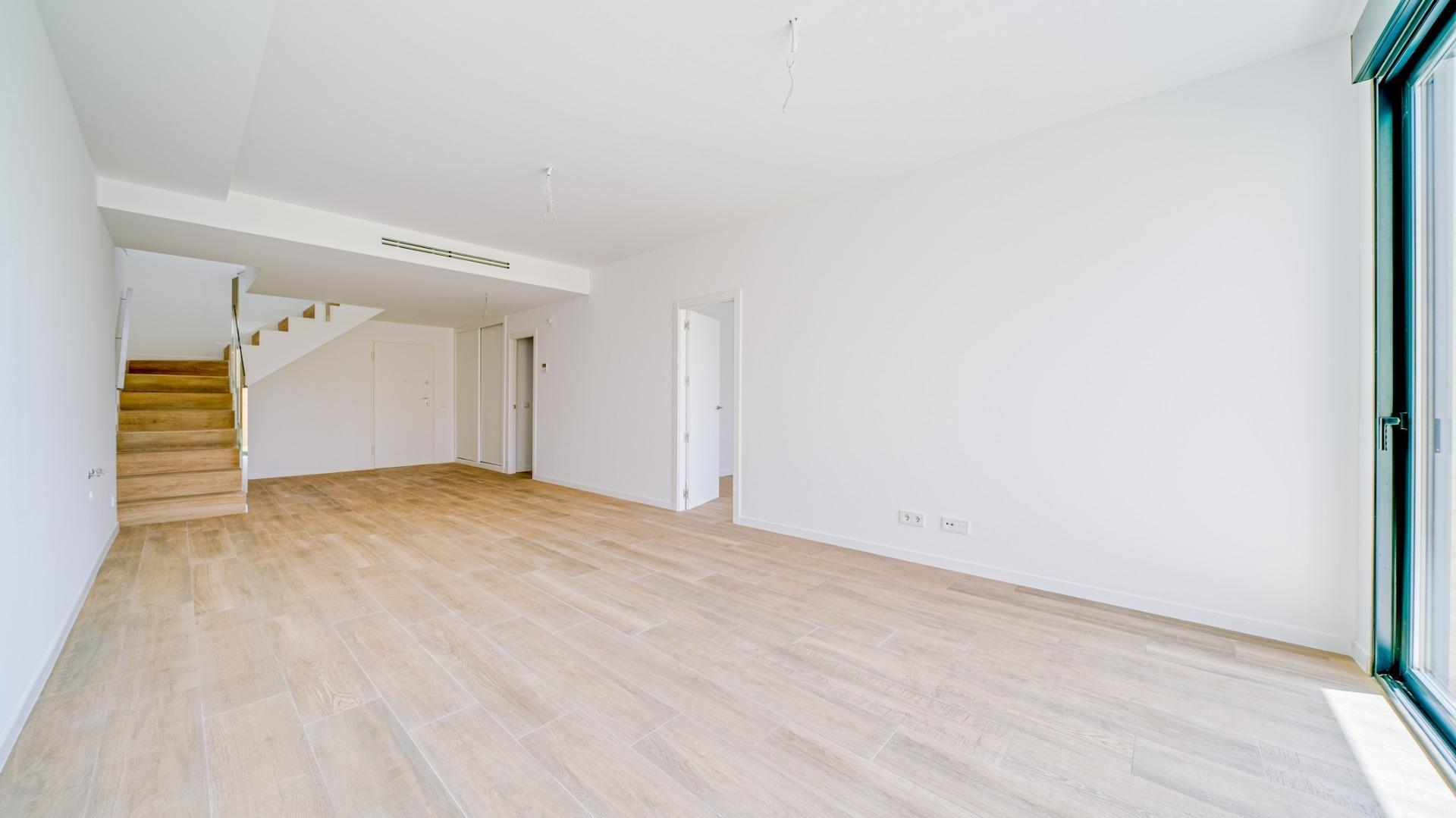 2-34-12 New spacious duplex in Finestrat.
