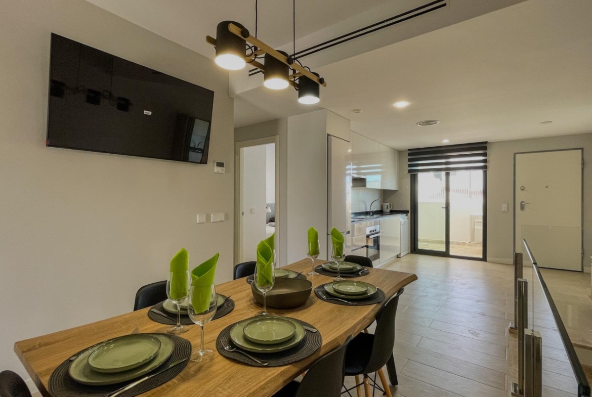 Moderne duplex met 5 slaapkamers in het exclusieve Campirroso complex, Finestrat