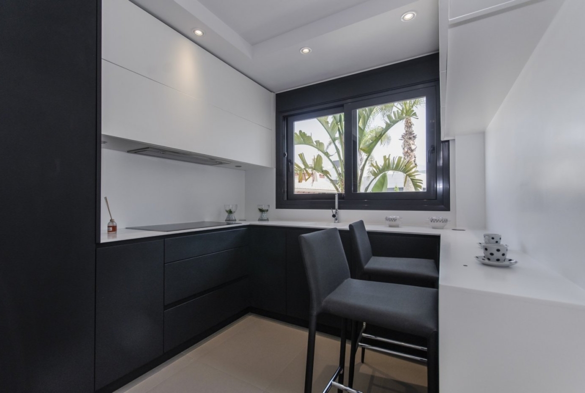 NEW CONSTRUCTION VILLAS 250 m FROM THE BEACH IN CAMPOAMOR