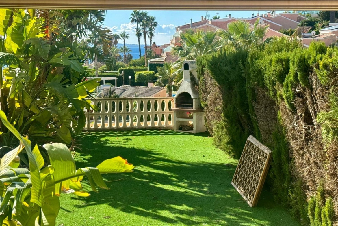 Chalet Pareado con Vistas al Mar en Cabo de las Huertas