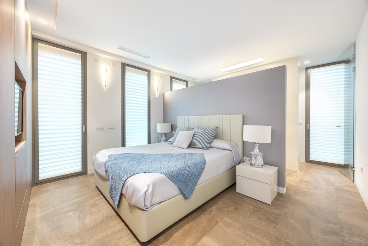 Stunning designer villa in Finestrat, where comfort meets contemporary elegance.