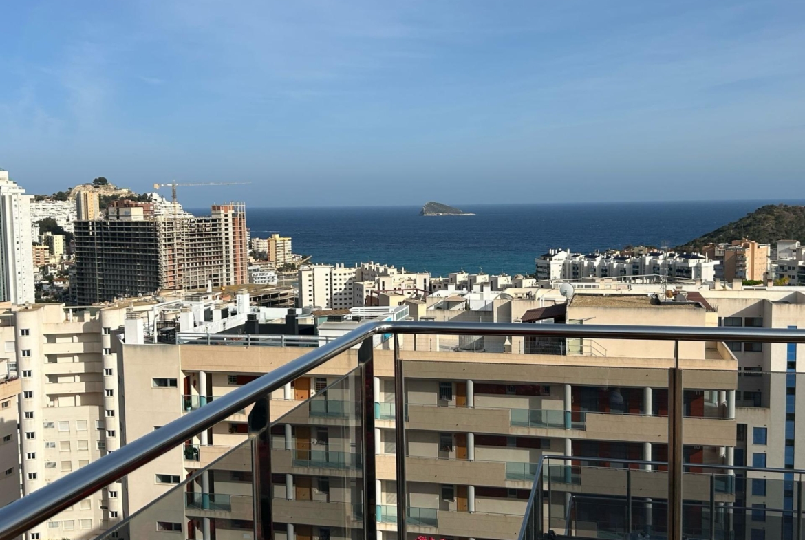 Luxe Penthouse in Cala de Finestrat: Een droom aan de Middellandse Zee