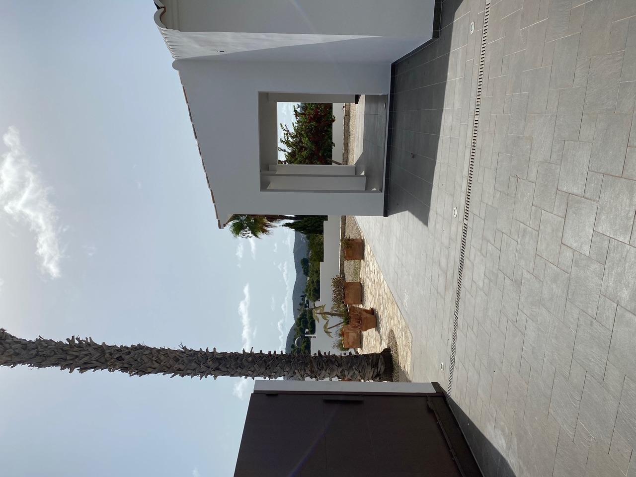 2-35-58 Exclusieve villa met uitzicht op zee in Moraira (Costa Blanca, Alicante)