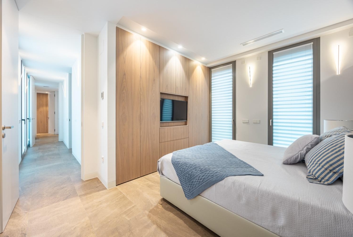 Stunning designer villa in Finestrat, where comfort meets contemporary elegance.