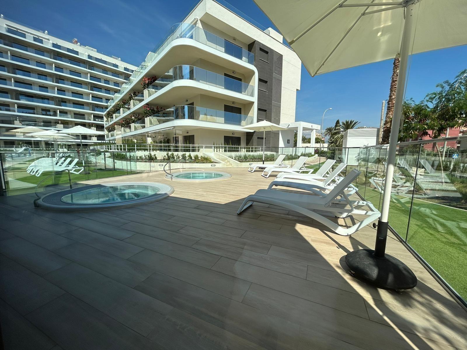 2-35-68 Espectacular piso casi a estrenar en PAU V, The Style by TM a 300 m de la playa