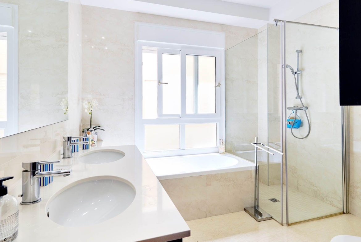 Luxury PENTHOUSE in the TORREVIEJA THEATER SQUARE