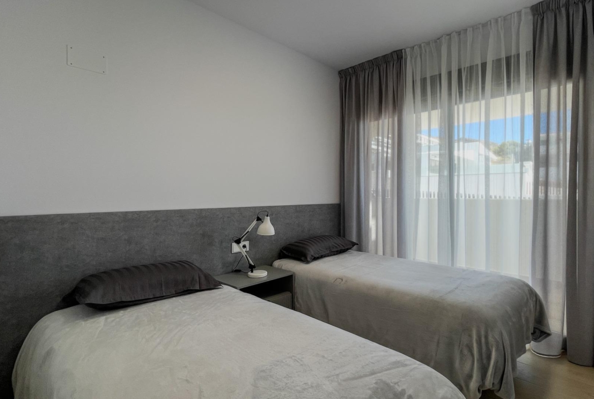 Moderne duplex met 5 slaapkamers in het exclusieve Campirroso complex, Finestrat