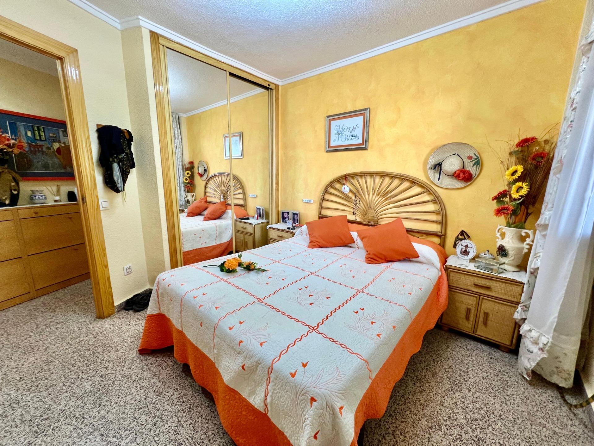 ESPACIOSO APARTAMENTO DE 3 HABITACIONES + PARKING + TRASTERO EN PLANTA 7 CON VISTAS AL MA