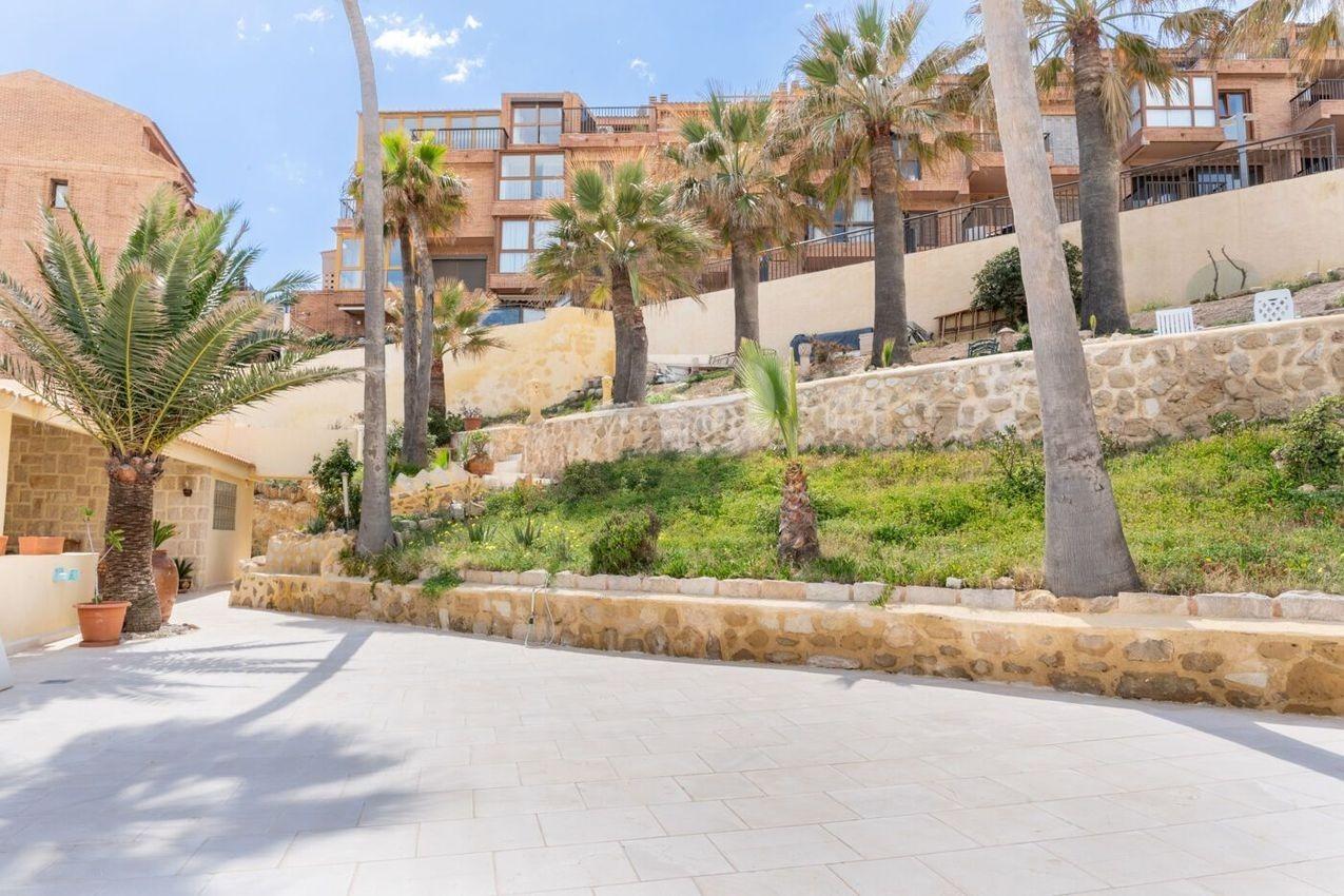 2-36-70 LUXURY VILLA OP HET ZAND IN CABO DE LAS HUERTAS