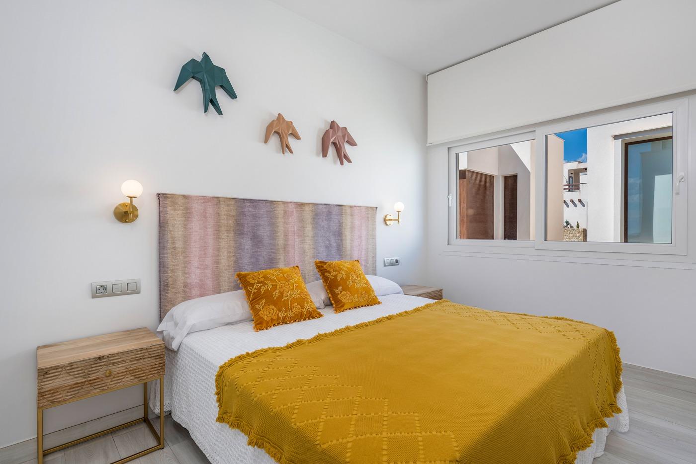 OBRA NUEVA EN LOS MONTESINOS. VILLAS DE LUJO. 3 DORM. 3 BAÑOS. PARCELA 200M2. PISCINA PROPIA.