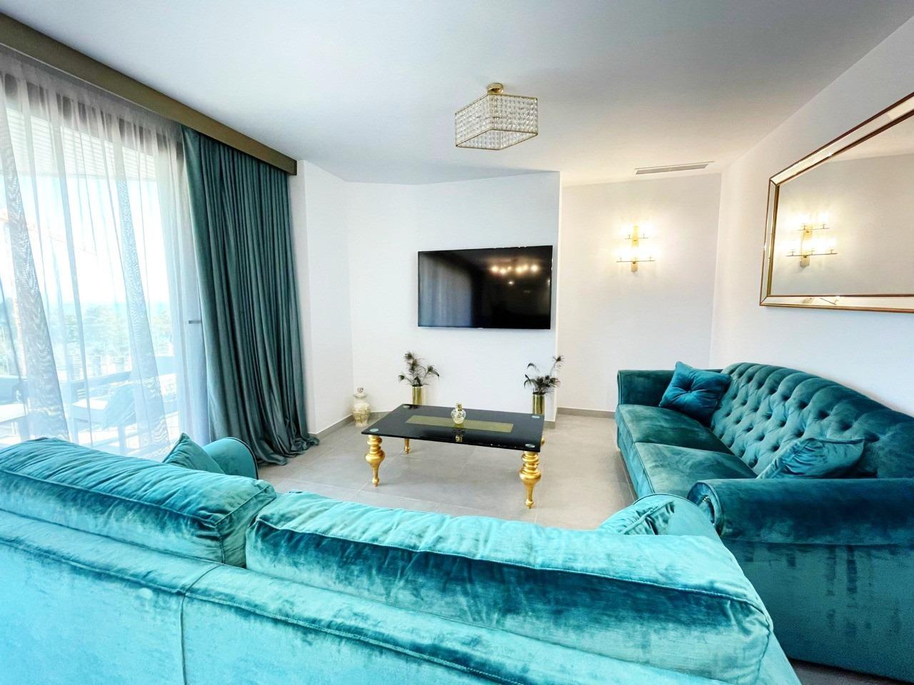 Moderne nieuwe appartementen aan de oevers van de Middellandse Zee
