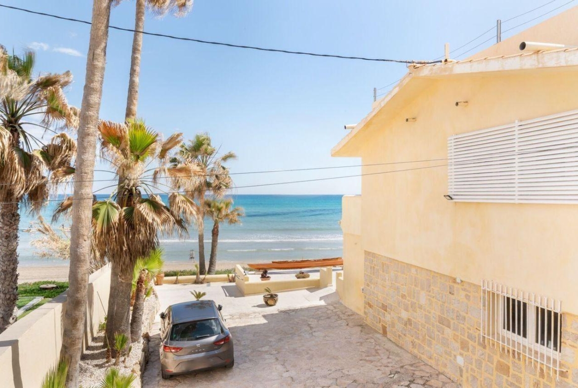 LUXURY VILLA OP HET ZAND IN CABO DE LAS HUERTAS