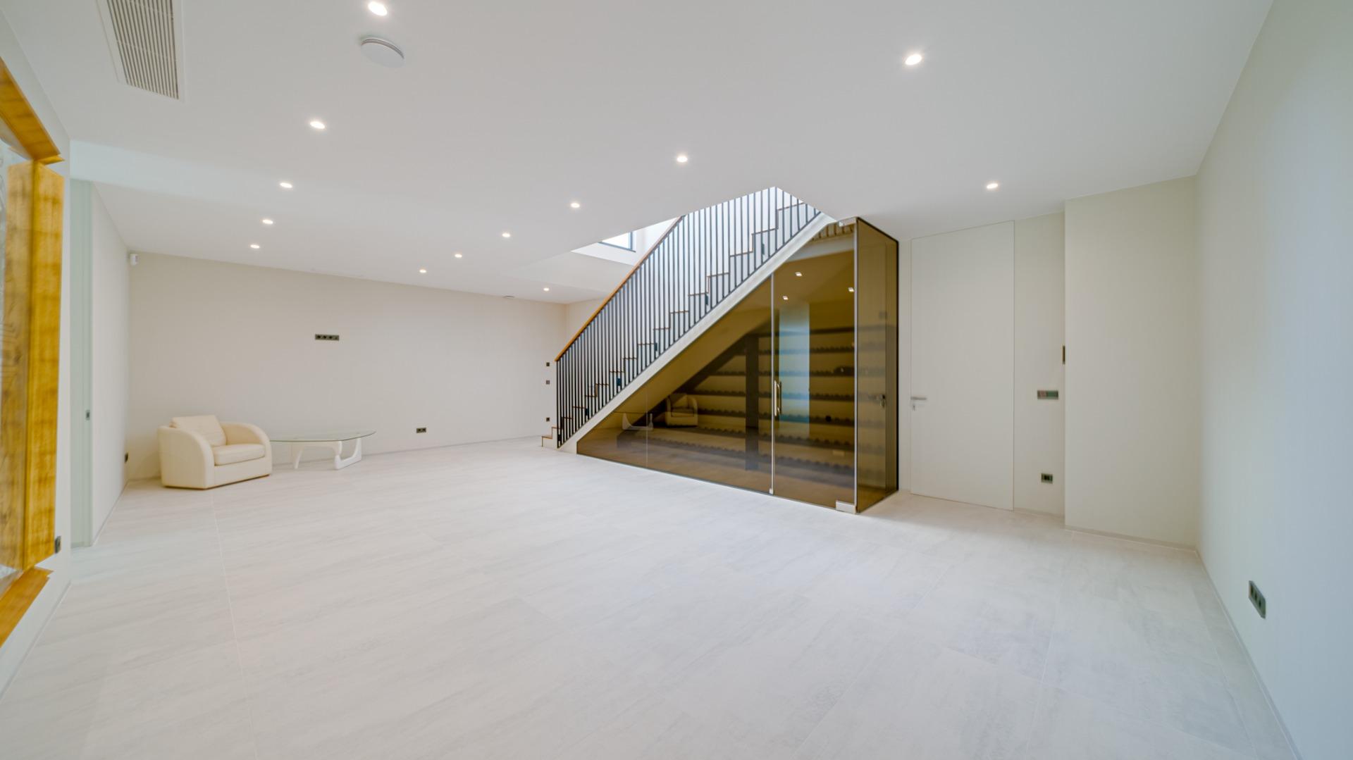 Indrukwekkende luxe villa aan zee