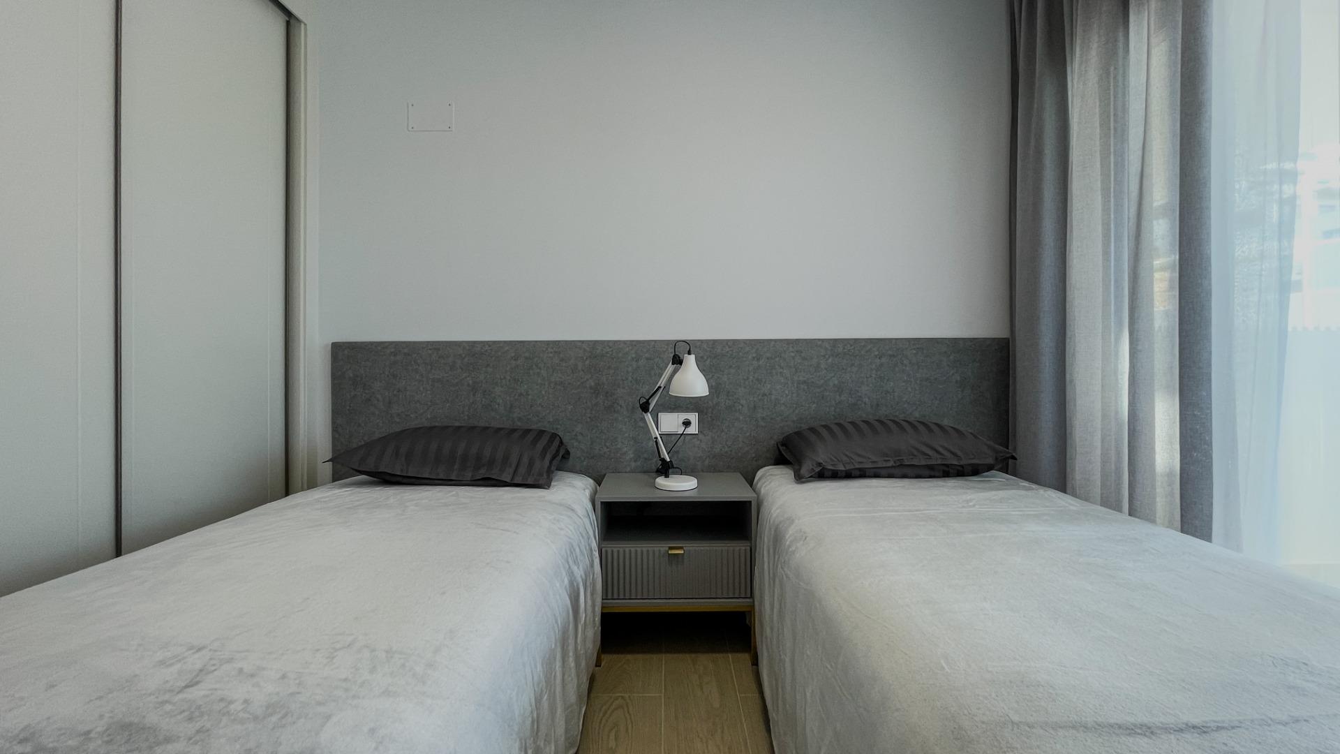 2-38-29 Moderne duplex met 5 slaapkamers in het exclusieve Campirroso complex, Finestrat