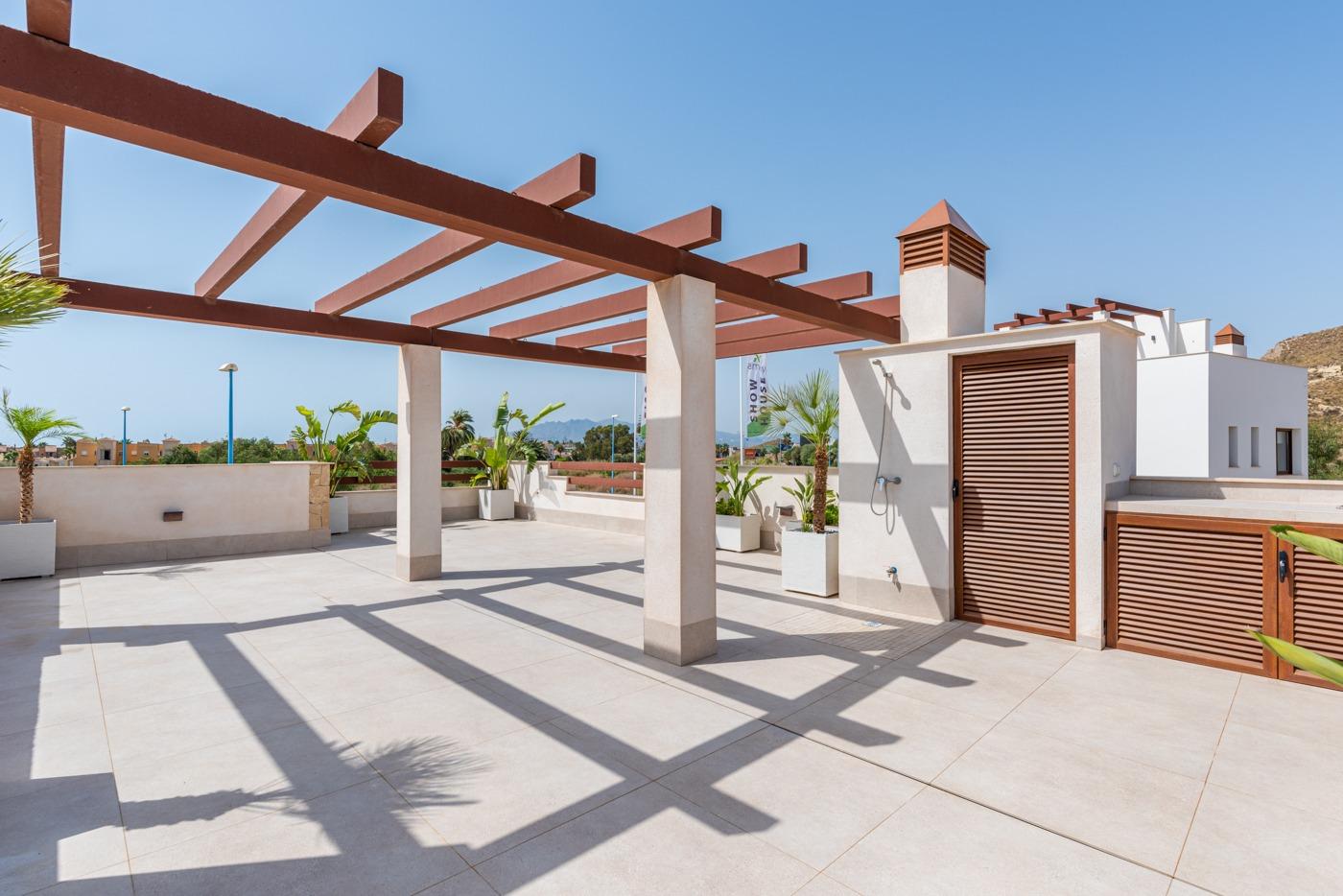 OBRA NUEVA EN VERA PLAYA. DE VOORZITTER. – HET DEBAT IS GESLOTEN.