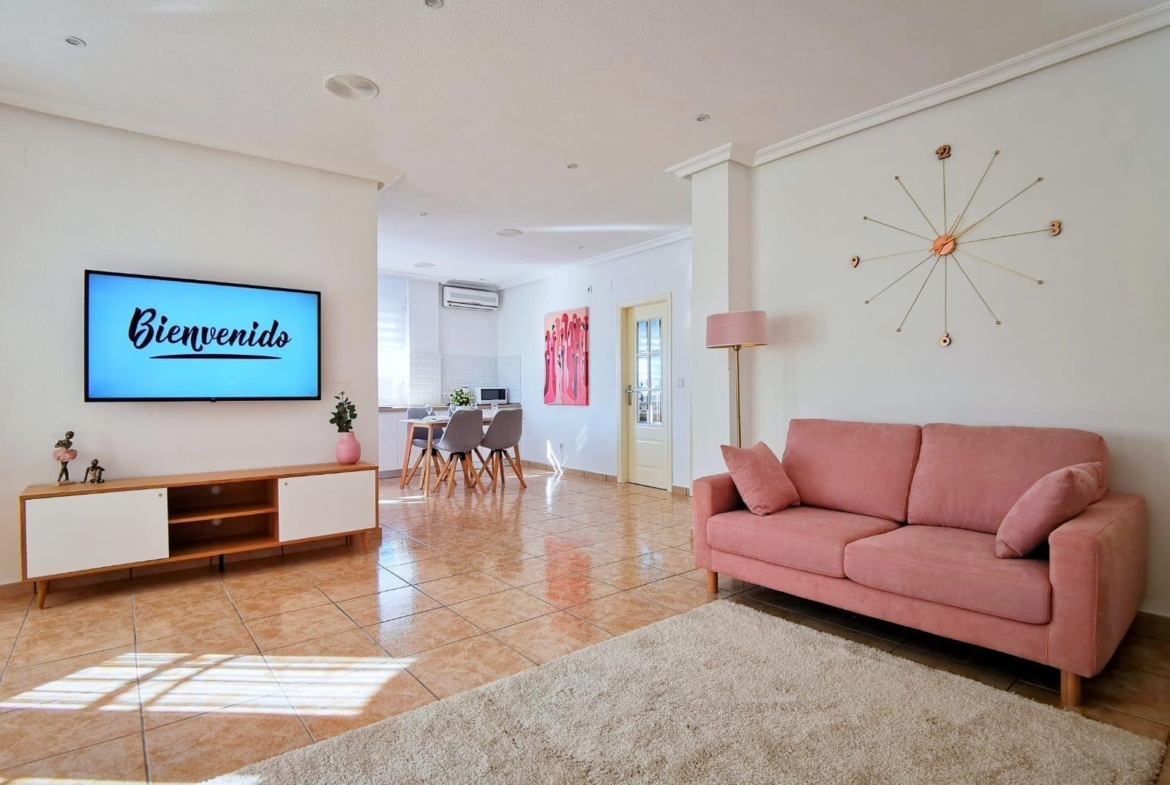 Ruim chalet in La Florida, Orihuela Costa – Ideaal om te genieten van de zon en het strand