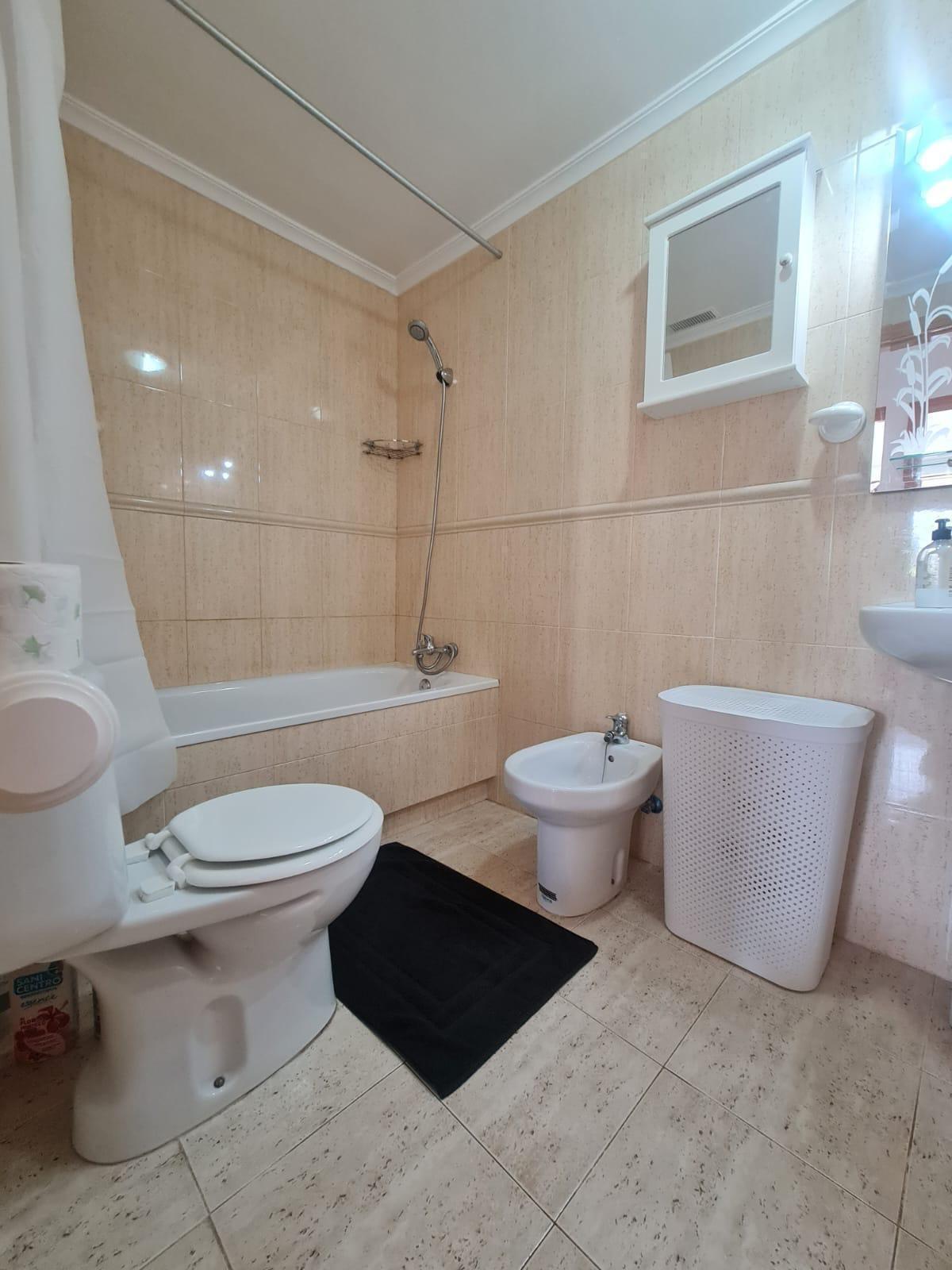 BUNGALOW PLANTA ALTA CON SOLÁRIUM EN ORIHUELA COSTA, ZENIAMAR I.