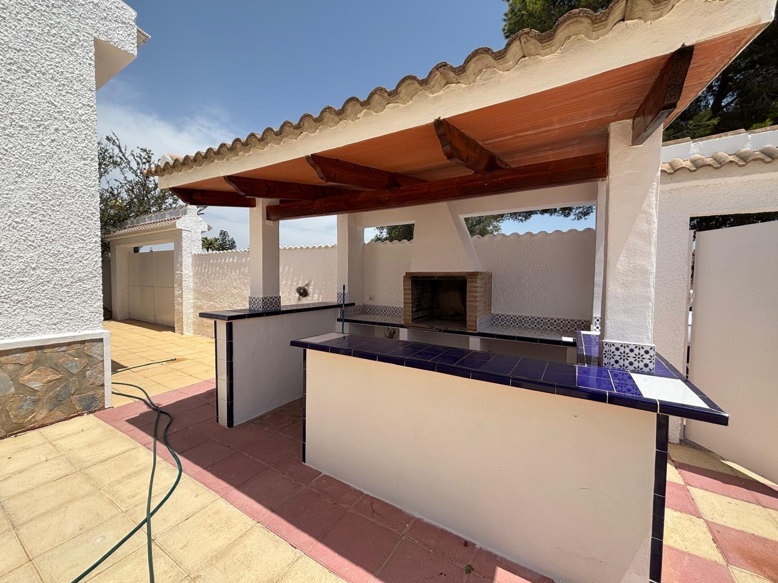 2-38-66 FABULOSA VILLA REFORMADA ESTILO MEDITERRÁNEO EN CIUDAD QUESADA