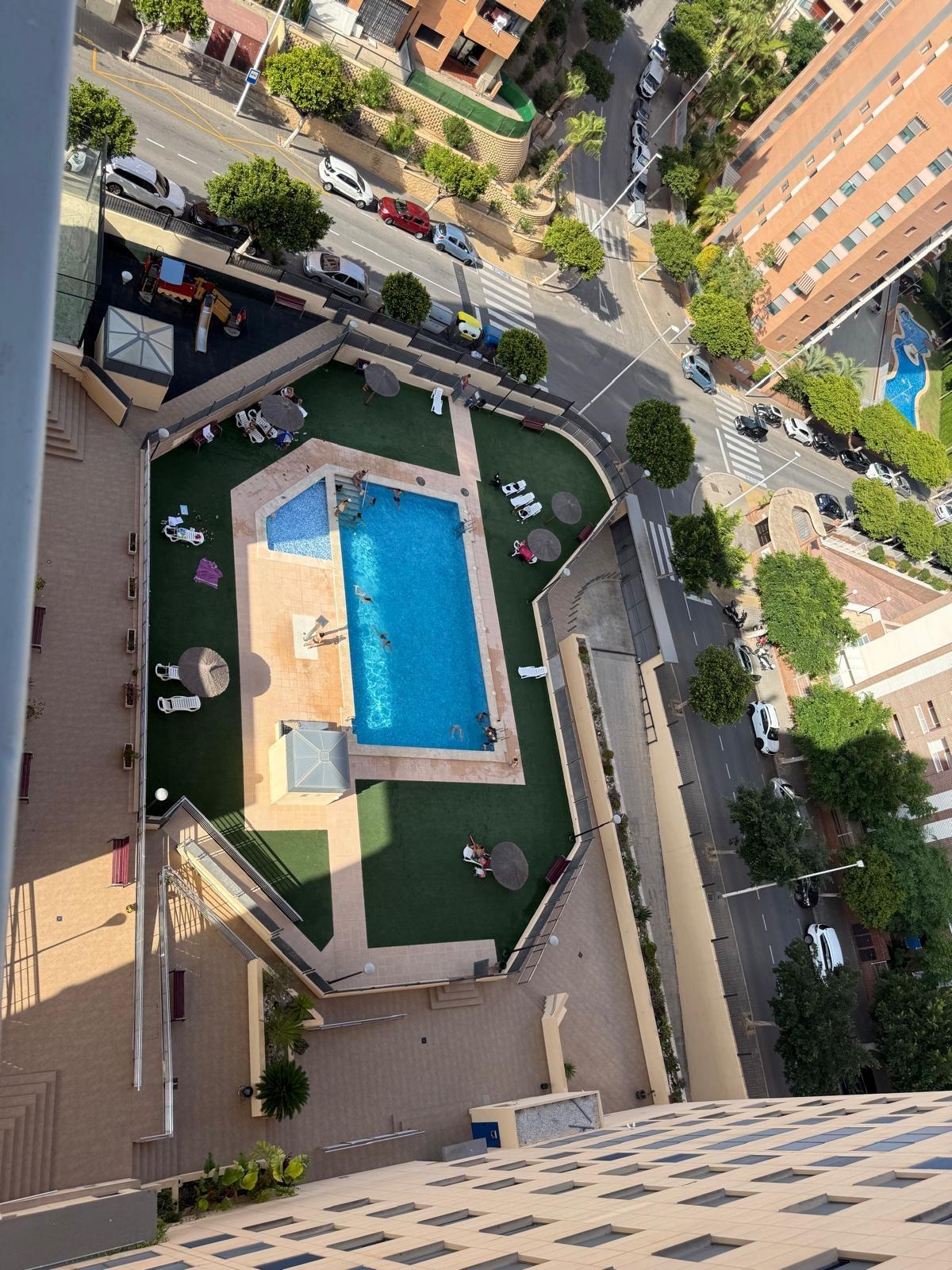 2-38-77 Ático Dúplex con Solárium Privado y Vistas a la Cala de Finestrat