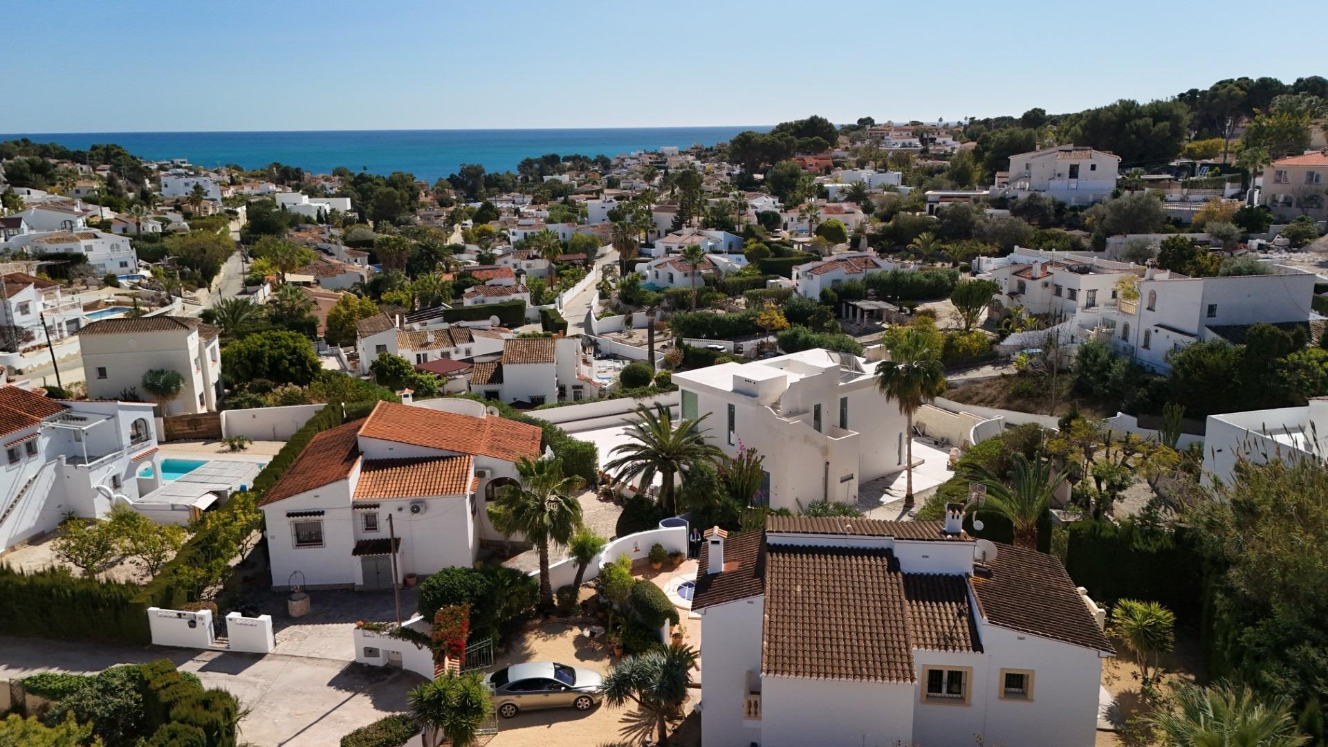 2-39-16 Mediterranean style villa with pool and close to the sea