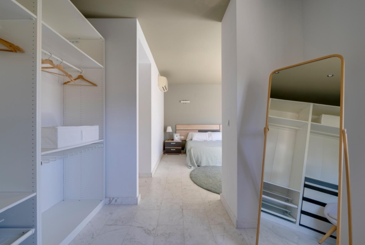 Luxury Villa in the central area of Albir