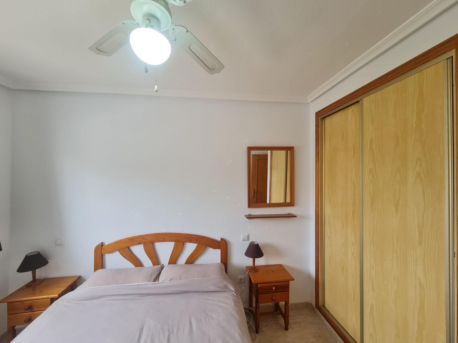 BUNGALOW PLANTA ALTA CON SOLÁRIUM EN ORIHUELA COSTA, ZENIAMAR I.