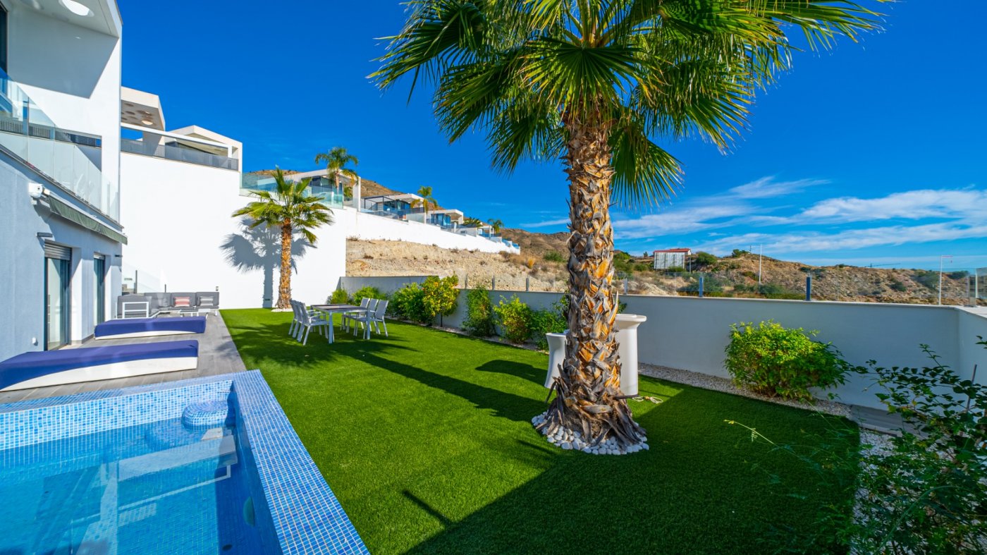 VILLA DE LUJO EN VENTA EN FINESTRAT – BALCON DE FINESTRAT