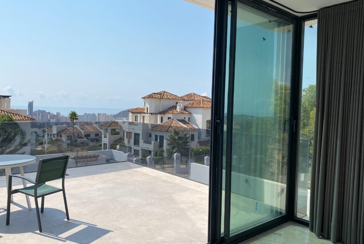 Ontdek uw nieuwe woning in Sierra Cortina, Finestrat
