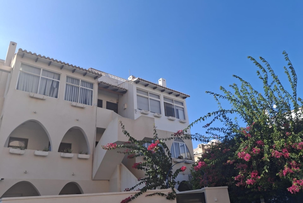 Spectacular Penthouse in La Zenia, Orihuela Costa – Sea Views and Steps from the Beach