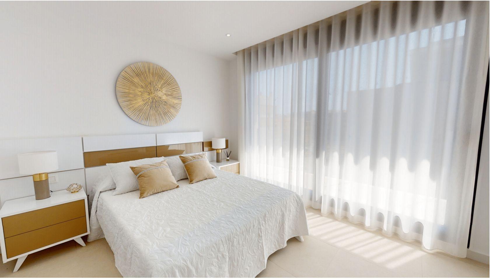 2-4-181 Luxurious villa just minutes from the beach