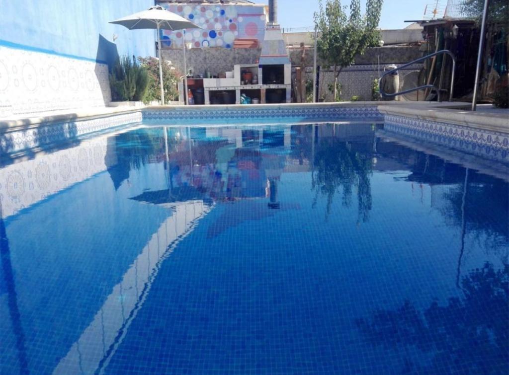 OPPORTUNIDAD PUNTA PRIMA DEBAJO DE CARRETERA : 3 HAB , PISCINA