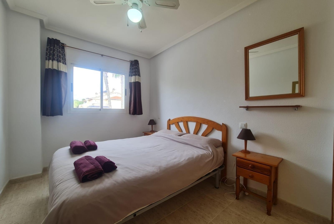 BUNGALOW PLANTA ALTA CON SOLÁRIUM EN ORIHUELA COSTA, ZENIAMAR I.