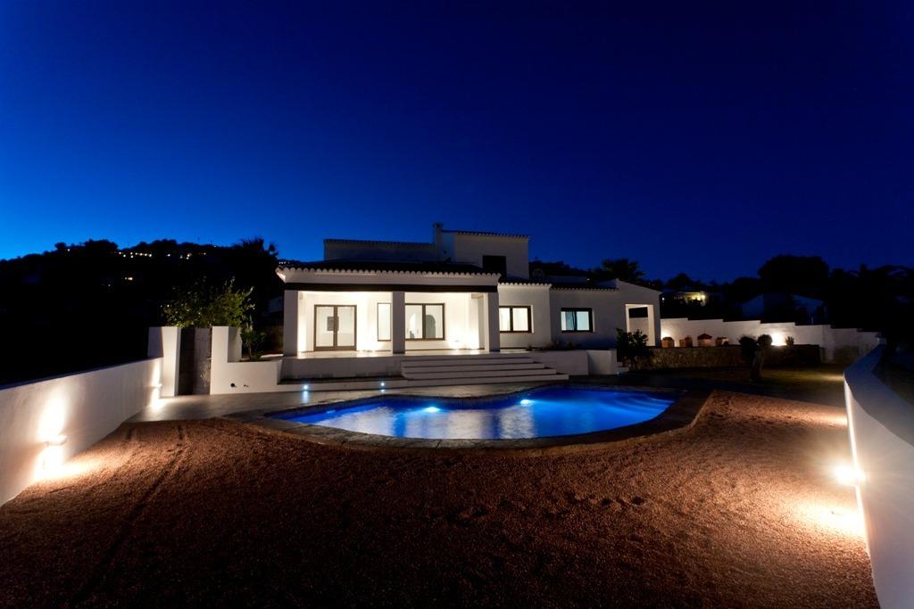 Exclusieve villa met uitzicht op zee in Moraira (Costa Blanca, Alicante)