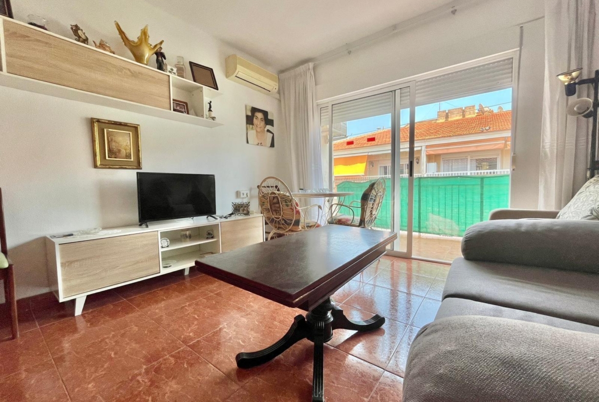Spacious Apartment Just 400 Meters from Playa del Cura – Torrevieja