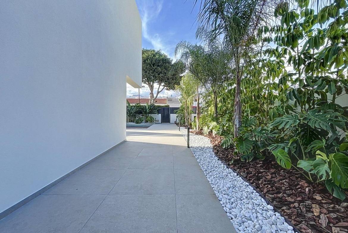 🌴 Exclusive Modern Villa in Albir