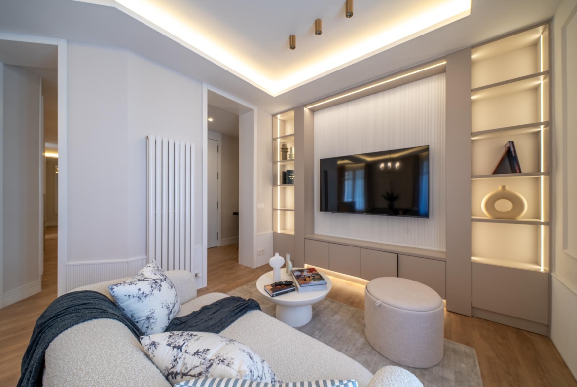 LUXURY APPARTMENT FOR SALE IN GOYA, SALAMANCA DISTRICT