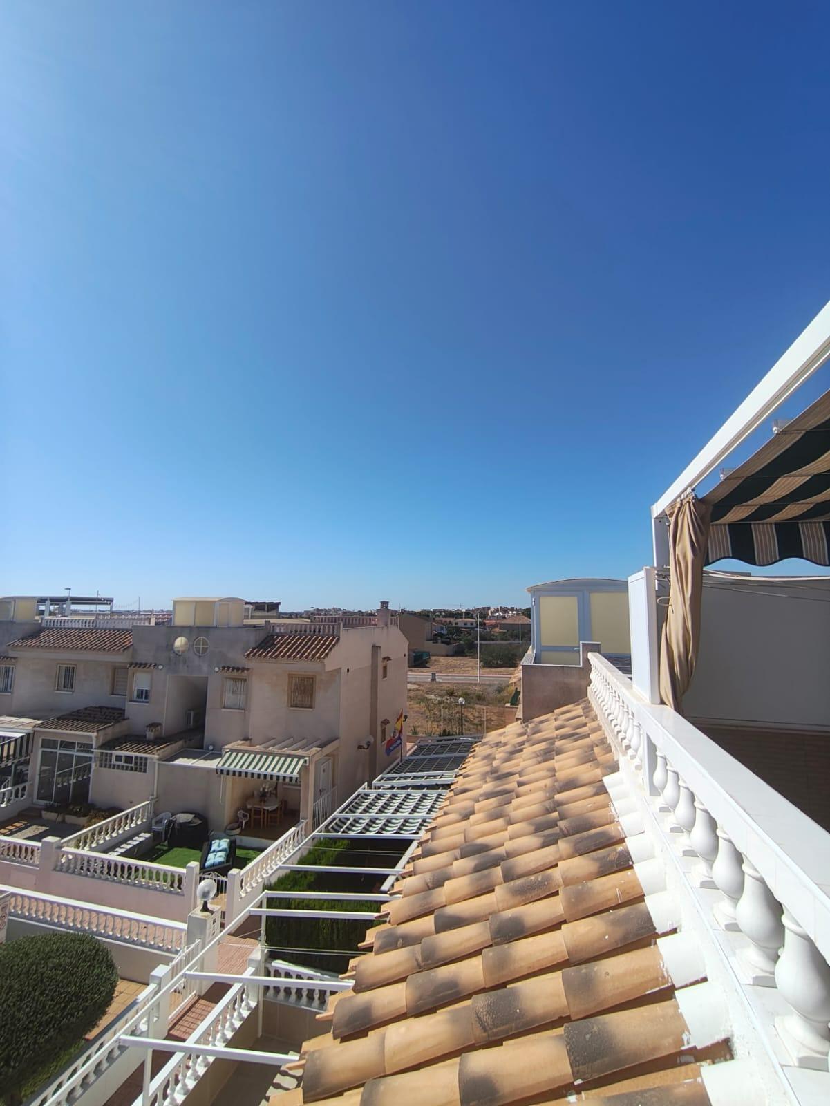 2-4-348 BUNGALOW 2 DORMITORIOS AGUAS NUEVAS, PISCINA COMUNITARIA 199.900€