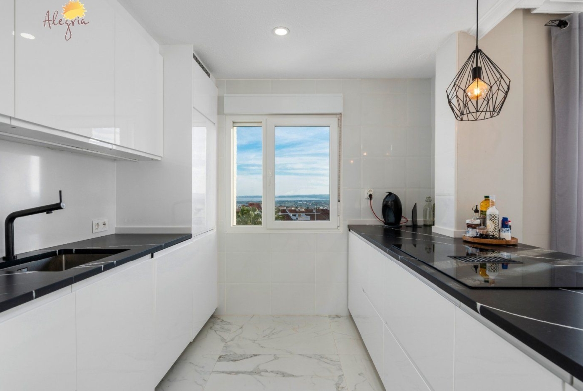 Unieke 170m2 Penthouse met panoramisch uitzicht in Ciudad Quesada!