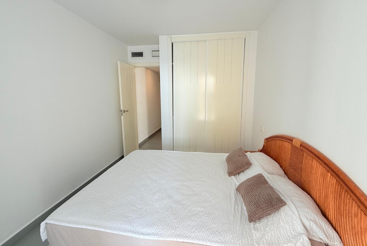 Magnificent apartment with sea views just one minute from the beach in Playa de la Fossa, Calpe