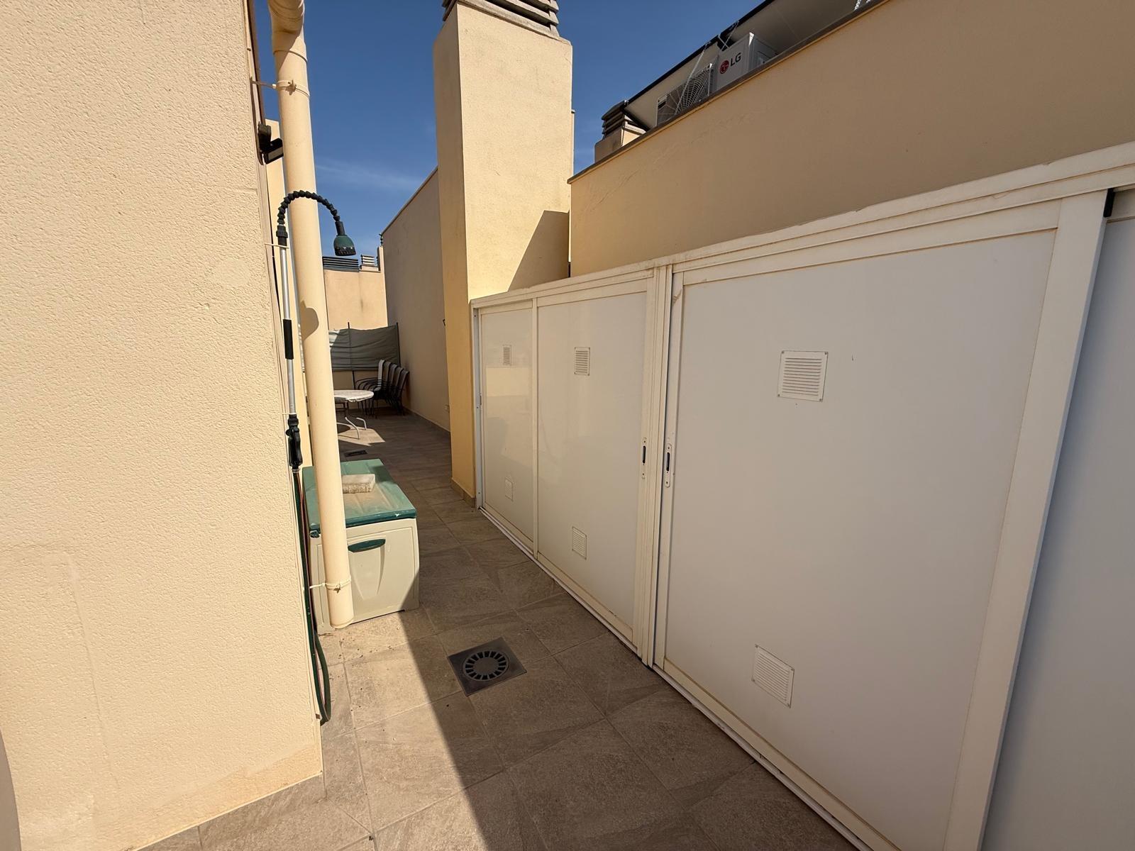 2-4-400 Ático Dúplex con Solárium Privado y Vistas a la Cala de Finestrat