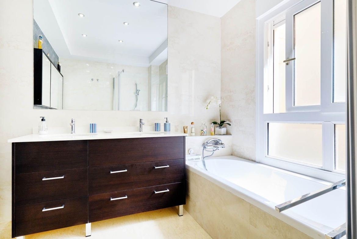 Luxury PENTHOUSE in the TORREVIEJA THEATER SQUARE